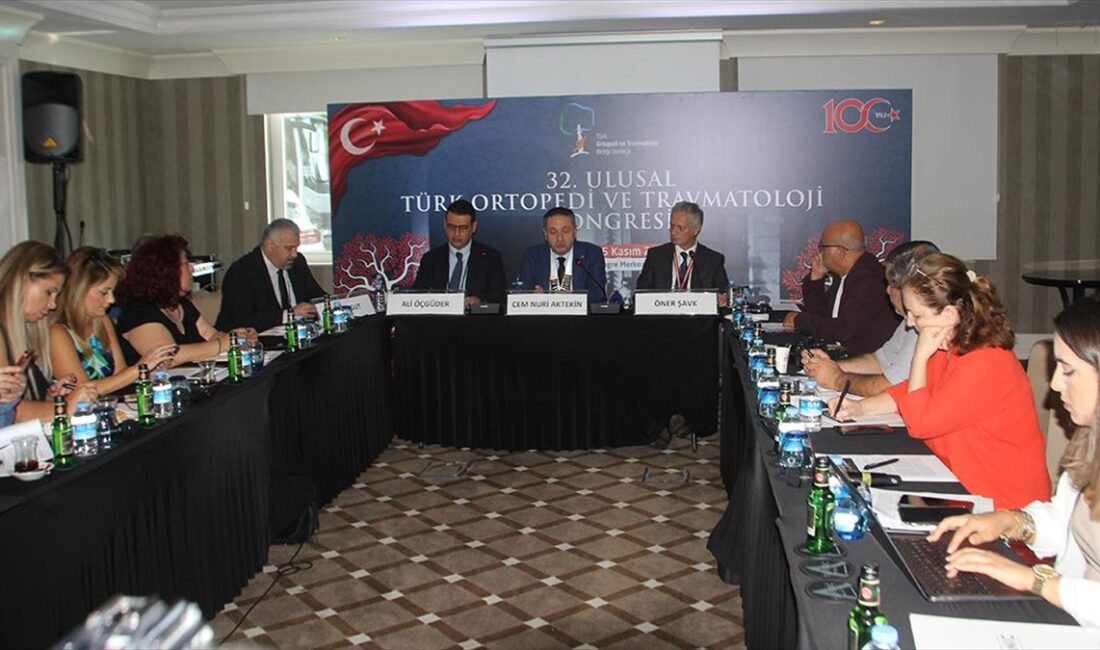 32. Ulusal Türk Ortopedi ve Travmatoloji Kongresi Başkanı Prof. Dr.