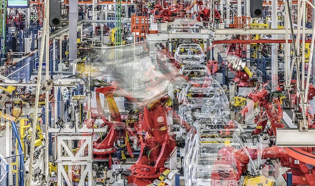 Toplam otomotiv üretimi, bu yılın 10 ayında geçen yılın aynı