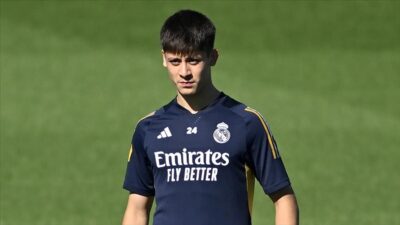 İspanya'nın Real Madrid Kulübü, 2017 yılından bu yana takım doktoru