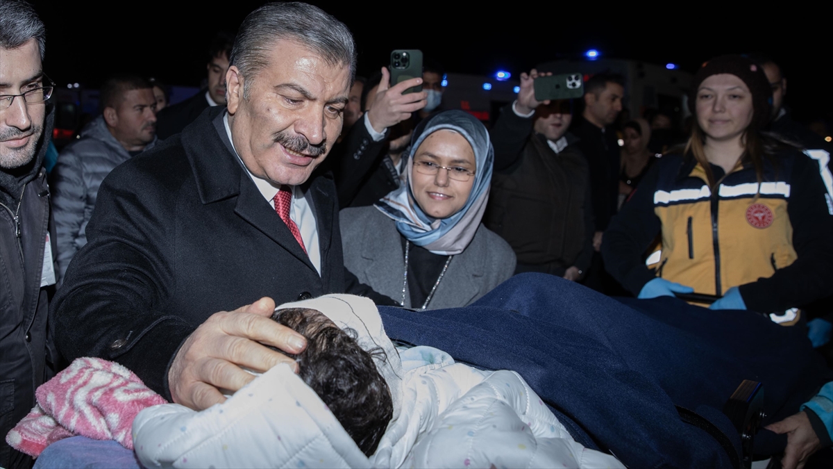 ANKARA (AA) – Sağlık Bakanı Fahrettin Koca, bugün Türkiye’ye getirilen
