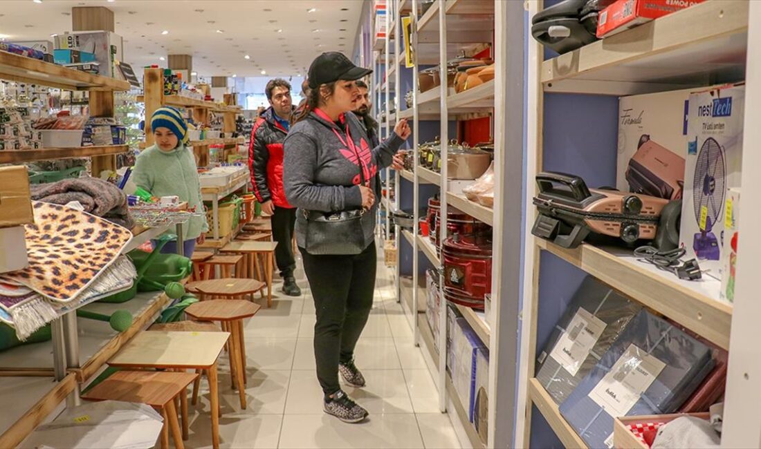 Tüketicilerin, kasım ayıyla birlikte yoğunlaşan kampanyalara karşı dikkatli olması ve