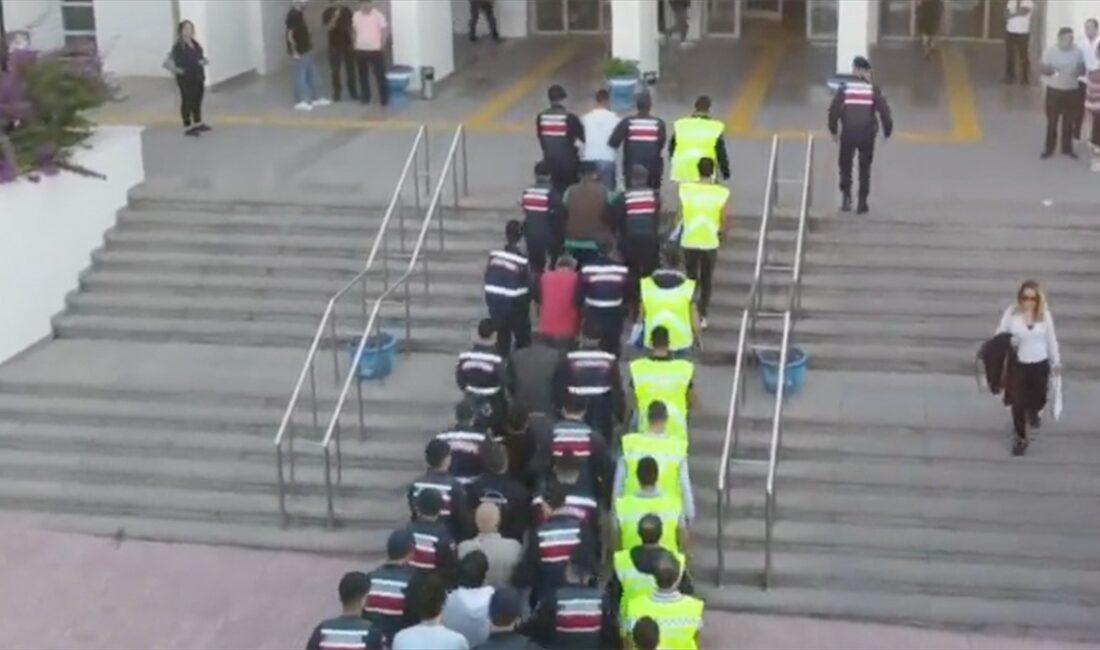 İçişleri Bakanı Yerlikaya, sahte tapu ve kimlikle, sahibi olmadıkları ev
