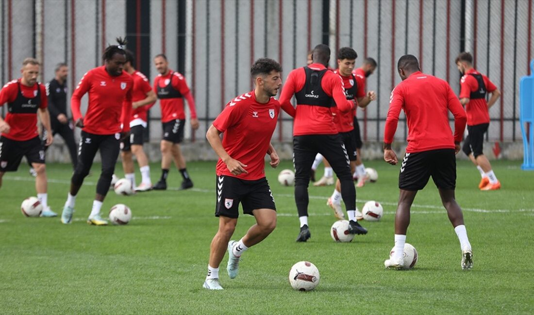 Trendyol Süper Lig'in 4. haftasında sağanak nedeniyle ertelenen Yılport Samsunspor