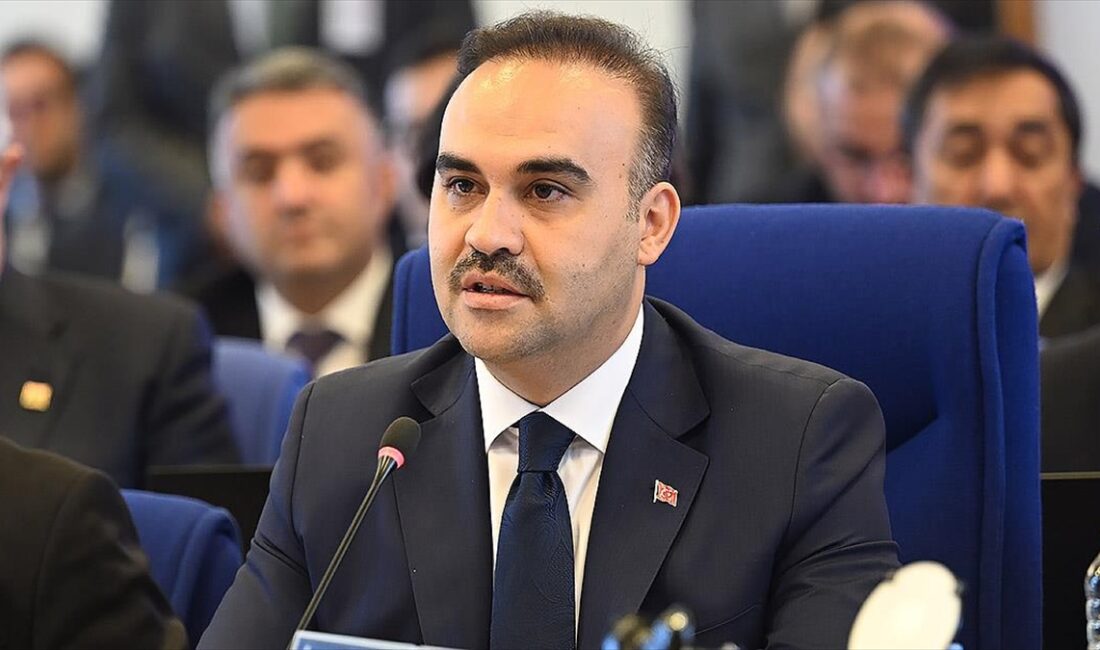Bakan Kacır, Türkiye Yüzyılı'nda, yeşil ve dijital dönüşümü hızlandıracaklarını belirterek