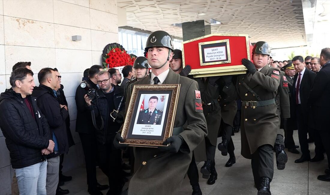 Şehit Piyade Üsteğmen Köse son yolculuğuna uğurlandı Pençe-Kilit Operasyonu bölgesinde bölücü terör örgütü mensuplarıyla temas sonucu şehit