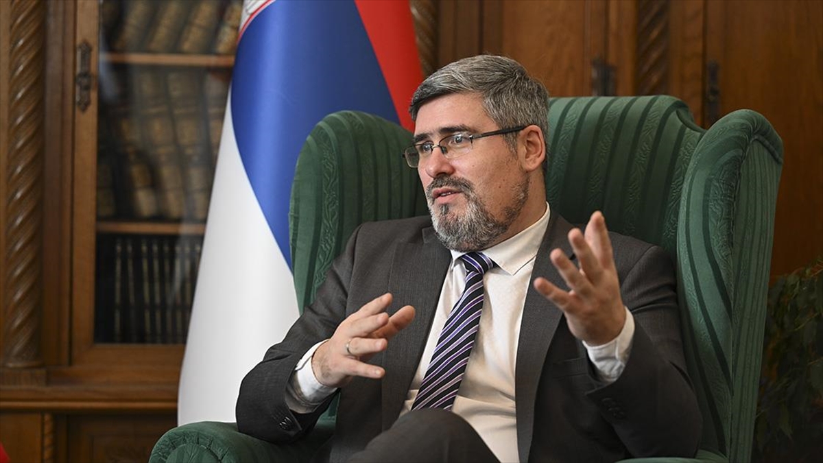 Sırbistan Savunma Bakanlığı Devlet Sekreteri Nemanja Starovic, "Türkiye'nin Balkanlar'da barış