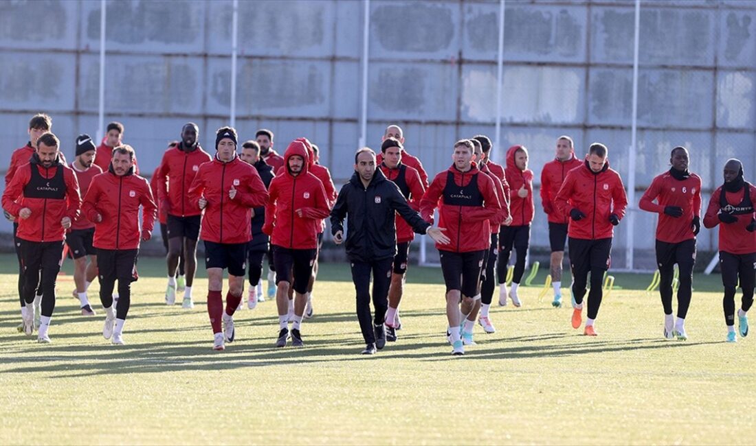 Trendyol Süper Lig'in 13. haftasında konuk ettiği Trabzonspor ile 3-3