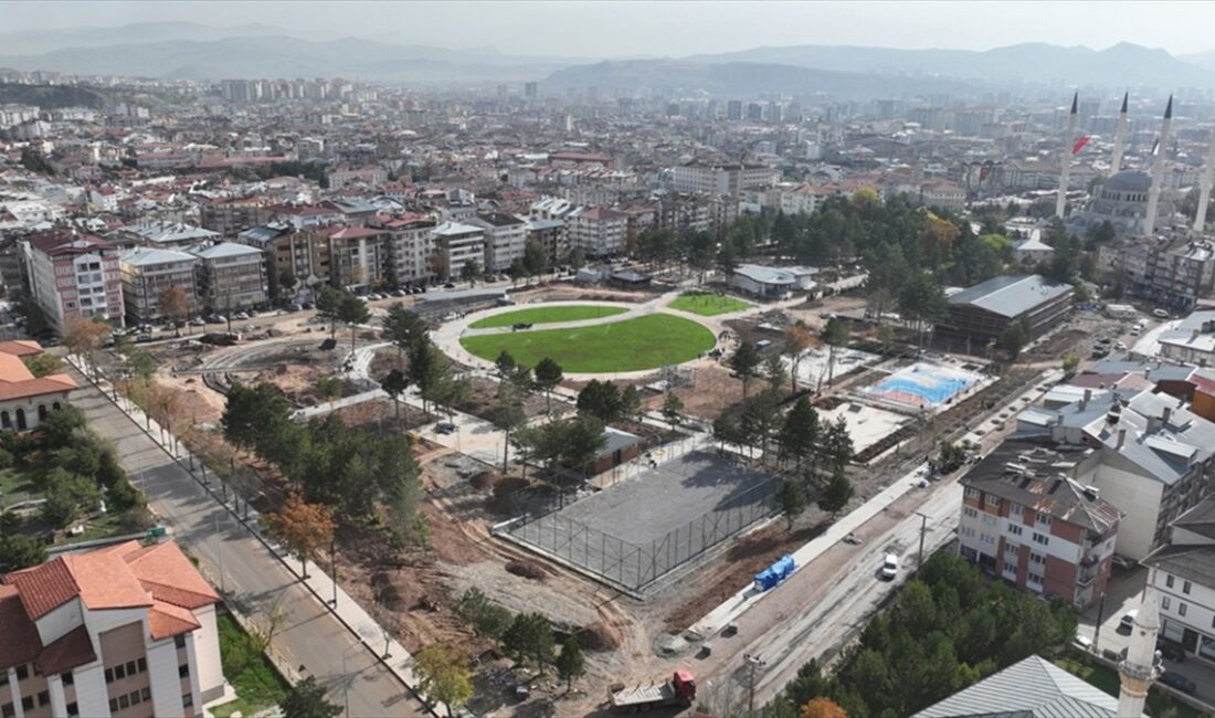 Sivas Belediyesi tarafından 27 Haziran Öğretmenler Parkı ile yıkılan hastanenin