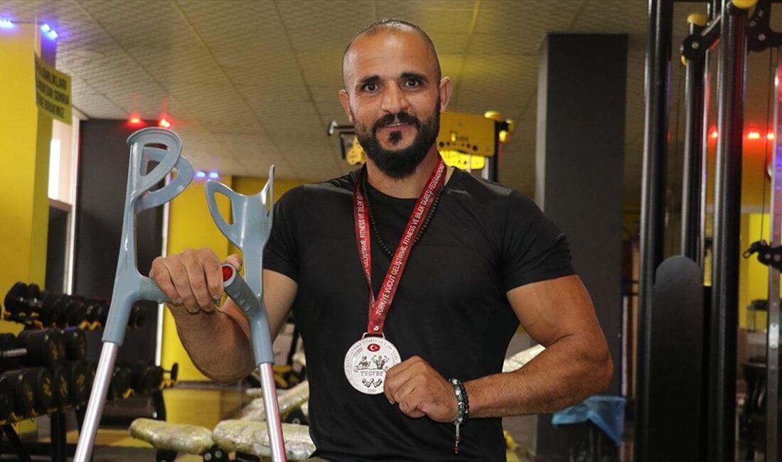 İnşaattan düşerek bedensel engelli olan ve spora yönelerek hayata tutunan