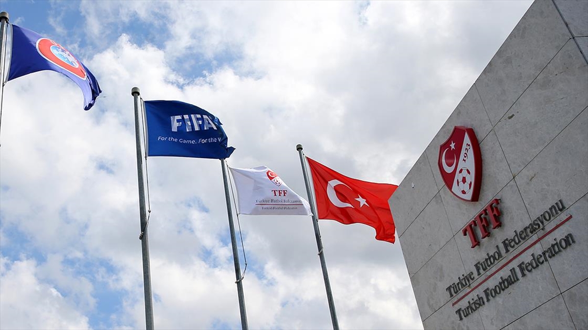 Türkiye Futbol Federasyonu (TFF) Hukuk Müşavirliği, Trendyol Süper Lig'den 4