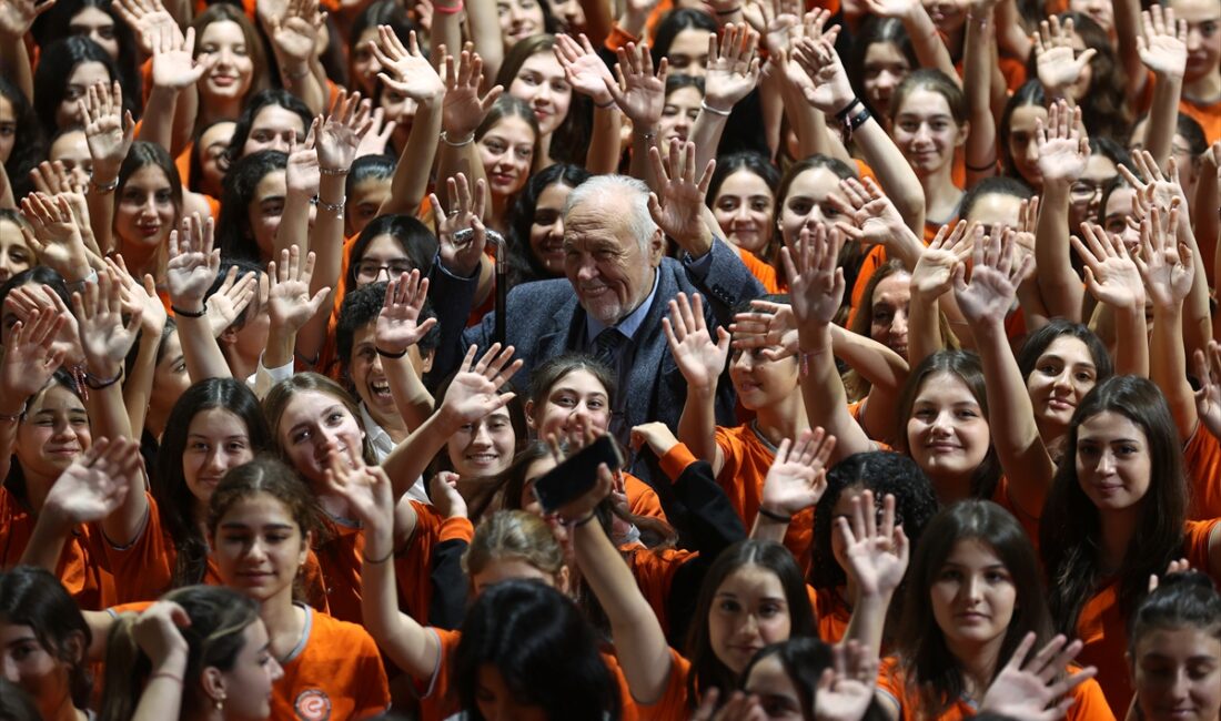 ANTALYA (AA) – Tarihçi yazar Prof. Dr. İlber Ortaylı, dünyada