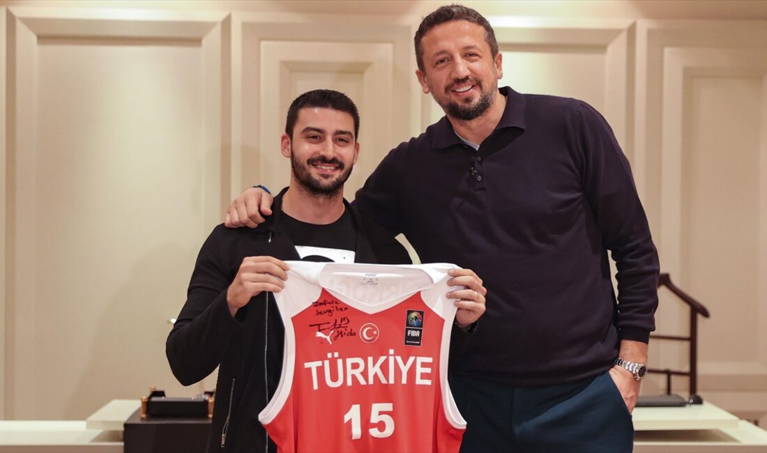 Türkoğlu, "Ekip arkadaşlarımız bu mektubu bana söylediğinde hem şok oldum