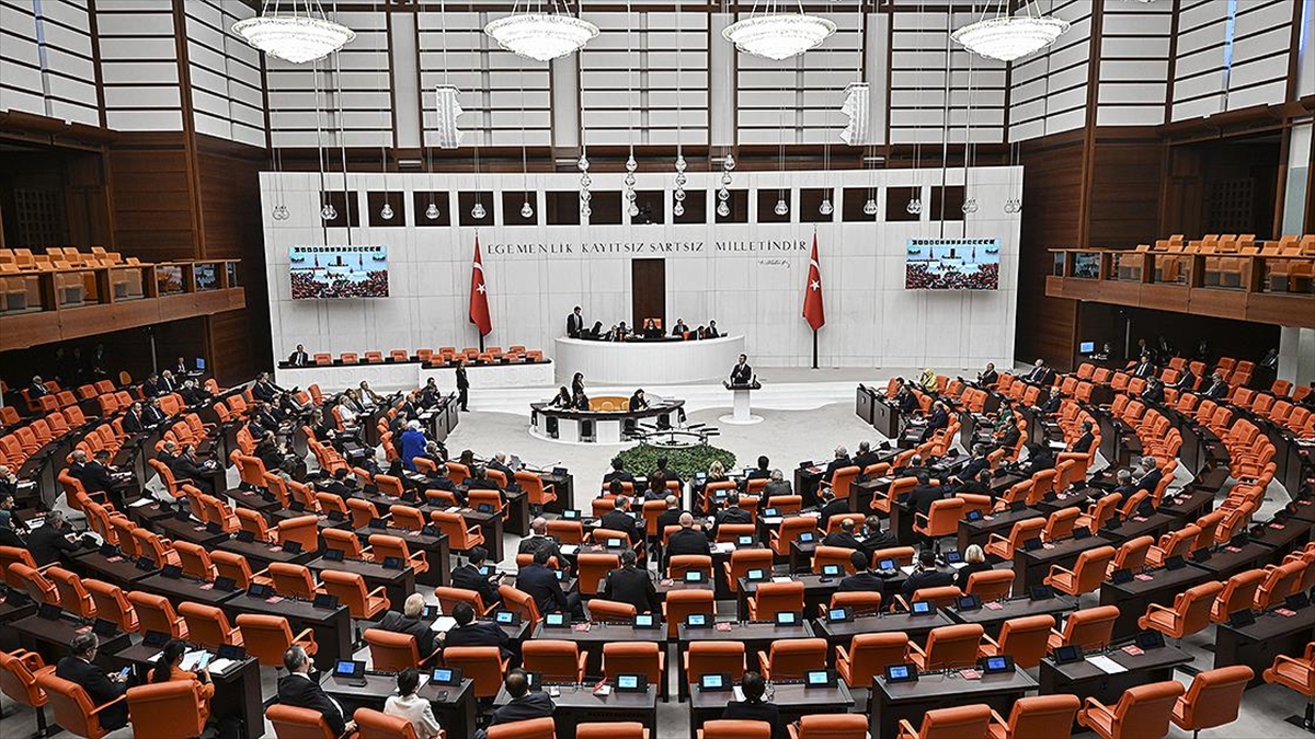 TBMM Genel Kurulunda Aile ve Gençlik Fonu Kurulması Hakkında Kanun