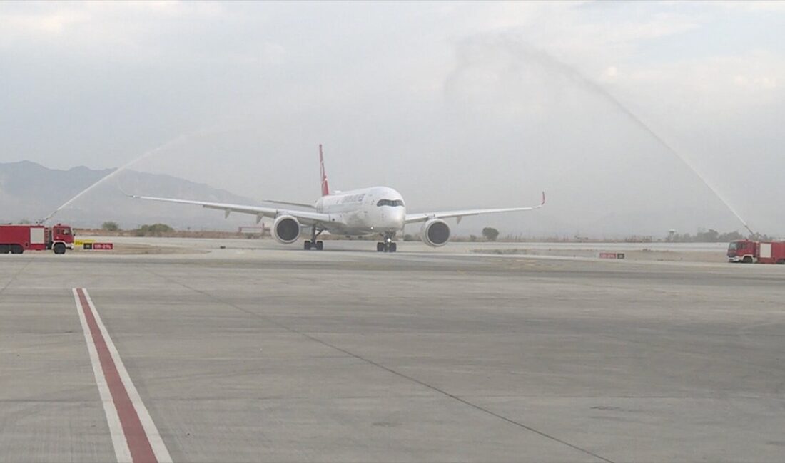 Türk Hava Yollarına (THY) ait geniş gövdeli yolcu uçağı, Kuzey