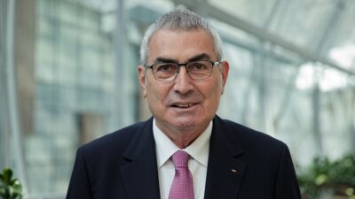 Türkiye Milli Olimpiyat Komitesi (TMOK) Başkanı Uğur Erdener, küresel spor