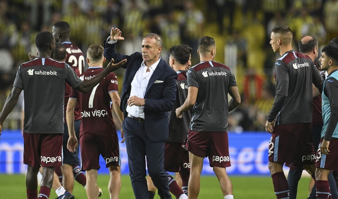 Fenerbahçe'yi 3-2 mağlup eden Trabzonspor, teknik direktör Abdullah Avcı yönetiminde