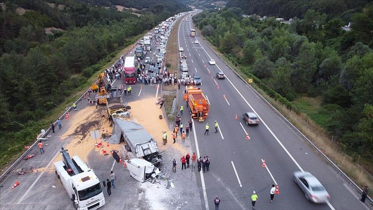 Trafik kazaları, her yıl ciddi maddi kayıplara yol açarken, çoğu