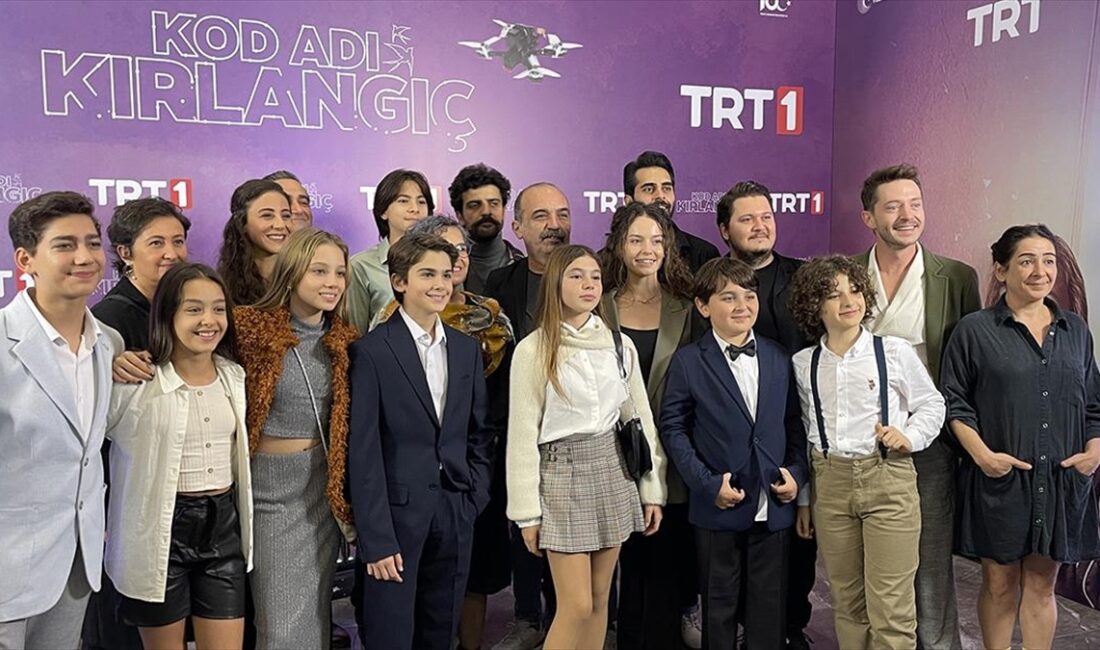 TRT 1'in yeni dizisi "Kod Adı Kırlangıç"ın ilk bölümünün ön