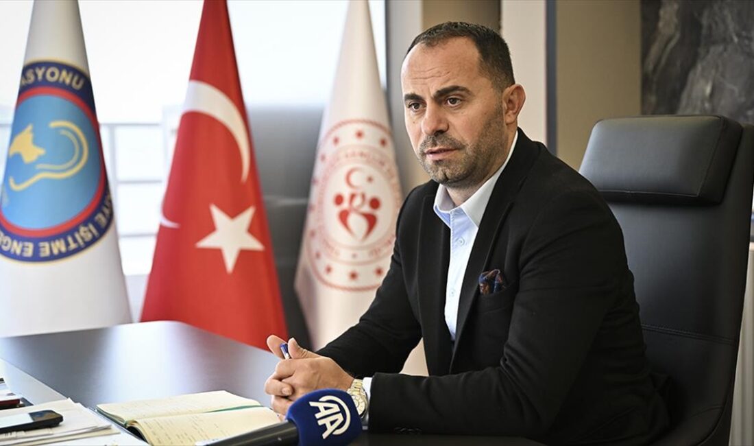 Türkiye İşitme Engelliler Spor Federasyonu Başkanı Kerim Vural, tarihi başarılara