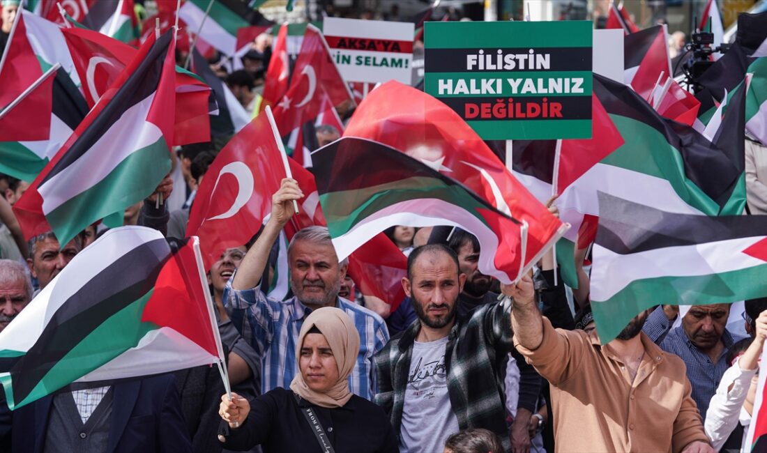 Filistin İnisiyatifince gerçekleştirilecek eylemlerde, İsrail'in saldırısı altındaki Gazze'ye destek vermek