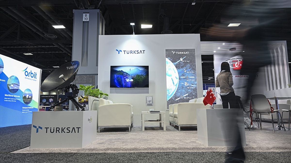Türksat, Afrika kıtasının teknoloji, telekomünikasyon ve uydu etkinliği olan AfricaCom