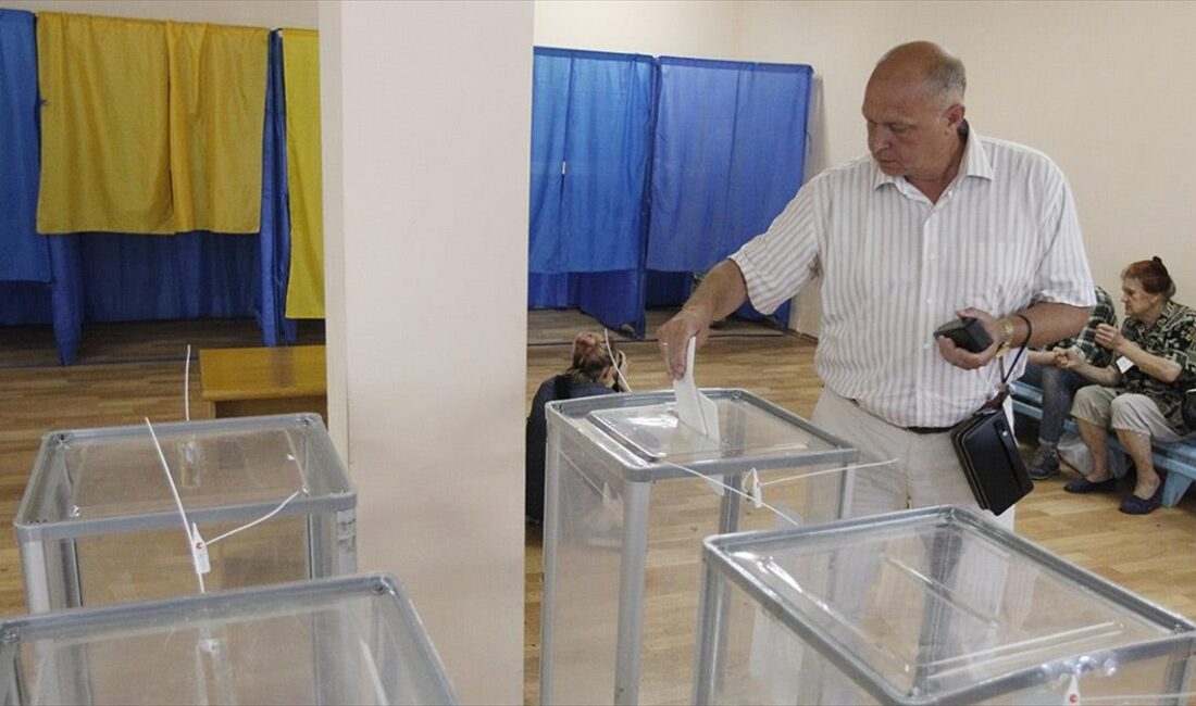 Ukrayna Parlamentosu (Rada) milletvekili Aleksey Goncharenko, Devlet Başkanı Volodimir Zelenskiy'in