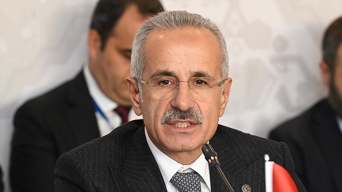 Bakan Uraloğlu, Zengezur Koridoru'na ilişkin "Türkiye ile Azerbaycan arasında doğrudan