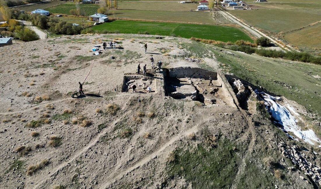 Van'ın Gürpınar ilçesindeki İremir Höyüğü'nde yürütülen kazı çalışmalarında Urartulardan önceki