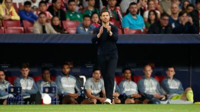 Almanya Birinci Futbol Ligi (Bundesliga) takımlarından Bayer Leverkusen'i çalıştıran Xabi