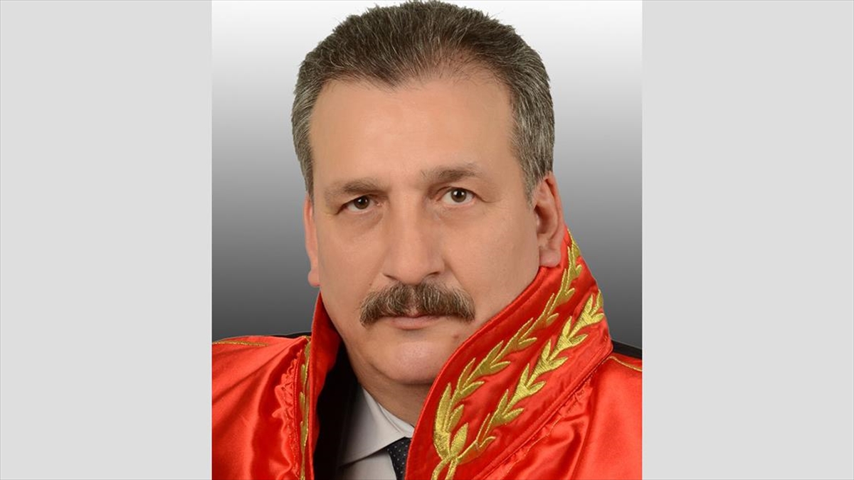 Yargıtay 9. Ceza Dairesi Başkanı Maruf Alikanoğlu, yeniden daire başkanı