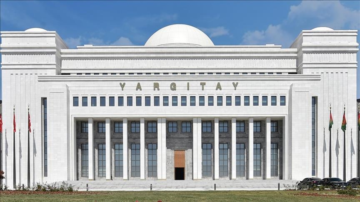 Yargıtay 6. Ceza Dairesi, ev sahiplerine ilaçlı sütlaç verip uyuttuktan