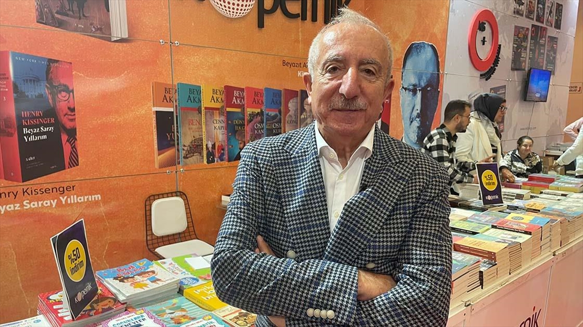 Yazar ve AK Parti Merkez Karar ve Yönetim Kurulu (MKYK)