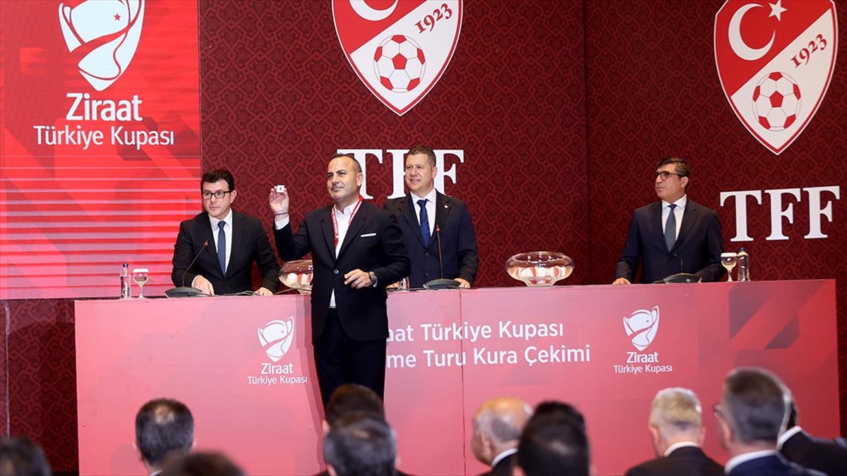 Ziraat Türkiye Kupası'nda 4. eleme turu kura çekimi, İstanbul'da yapıldı.