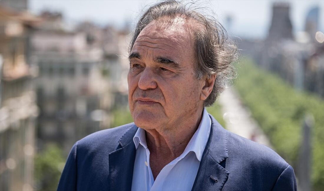 ABD'li ünlü yönetmen ve senarist Oliver Stone, İsrail'in 7 Ekim'den