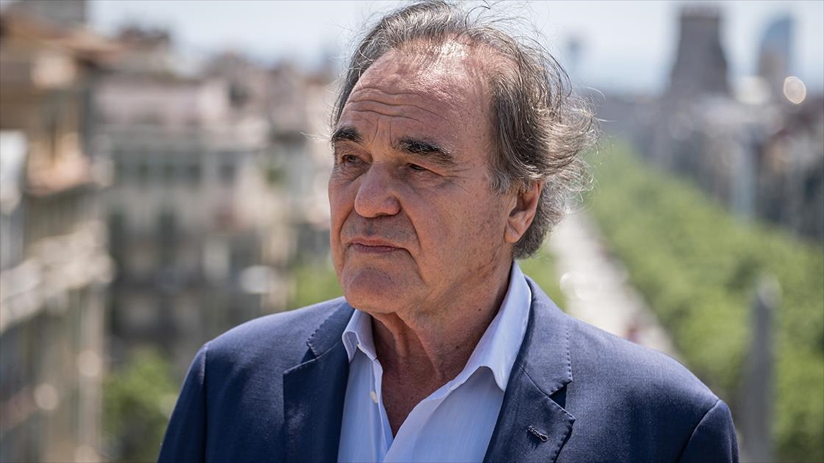 ABD'li ünlü yönetmen ve senarist Oliver Stone, İsrail'in 7 Ekim'den
