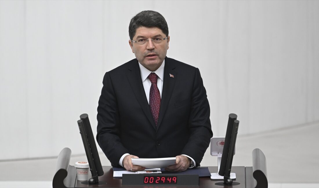 Adalet Bakanı Yılmaz Tunç, "Yeni dönemde kuşatıcı, temel hak ve