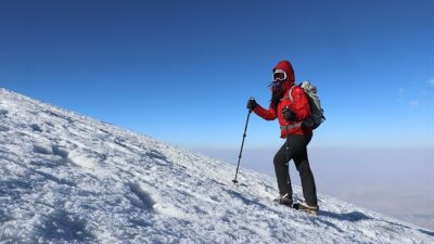 Türkiye Dağcılık Federasyonu Başkanı Ersan Başar, Türkiye'de birçok dağda yaz