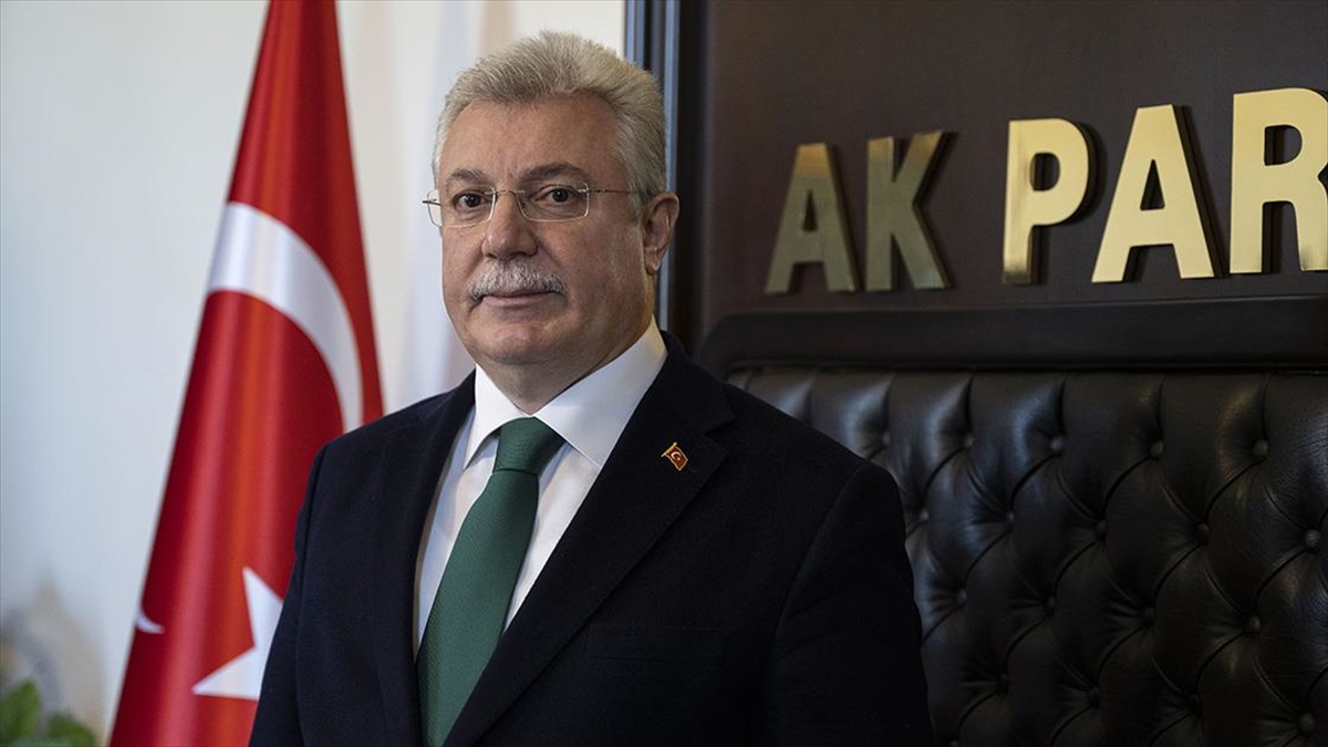 AK Parti Grup Başkanvekili Muhammet Emin Akbaşoğlu, "Dün 'pax Ottomana',