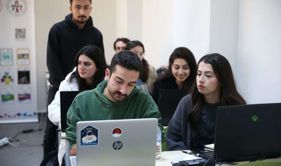 ANTALYA (AA) – Antalya'nın Alanya ilçesinde, "Siber Vatan" programı çerçevesinde