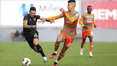 Trendyol Süper Lig'in 15. haftasında Corendon Alanyaspor, deplasmanda İstanbulspor'u 1-0