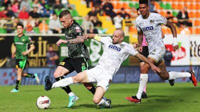 Trendyol Süper Lig'in 14. haftasında oynanan Corendon Alanyaspor-TÜMOSAN Konyaspor karşılaşması