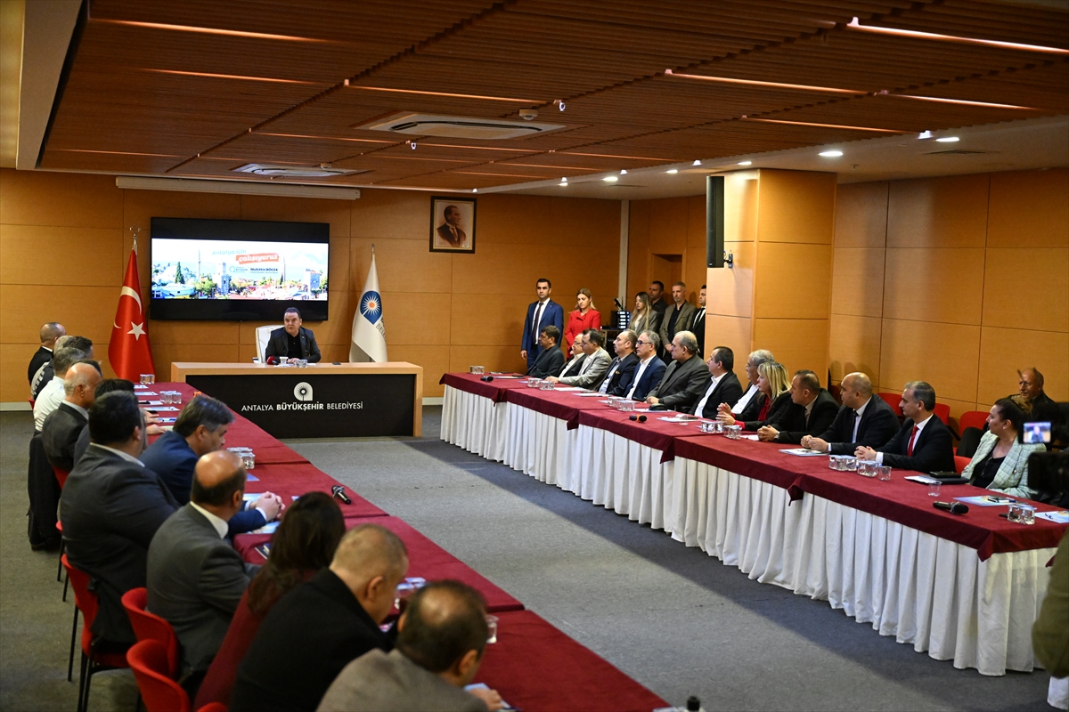 ANTALYA (AA) – Antalya Büyükşehir Belediye Başkanı Muhittin Böcek başkanlığında