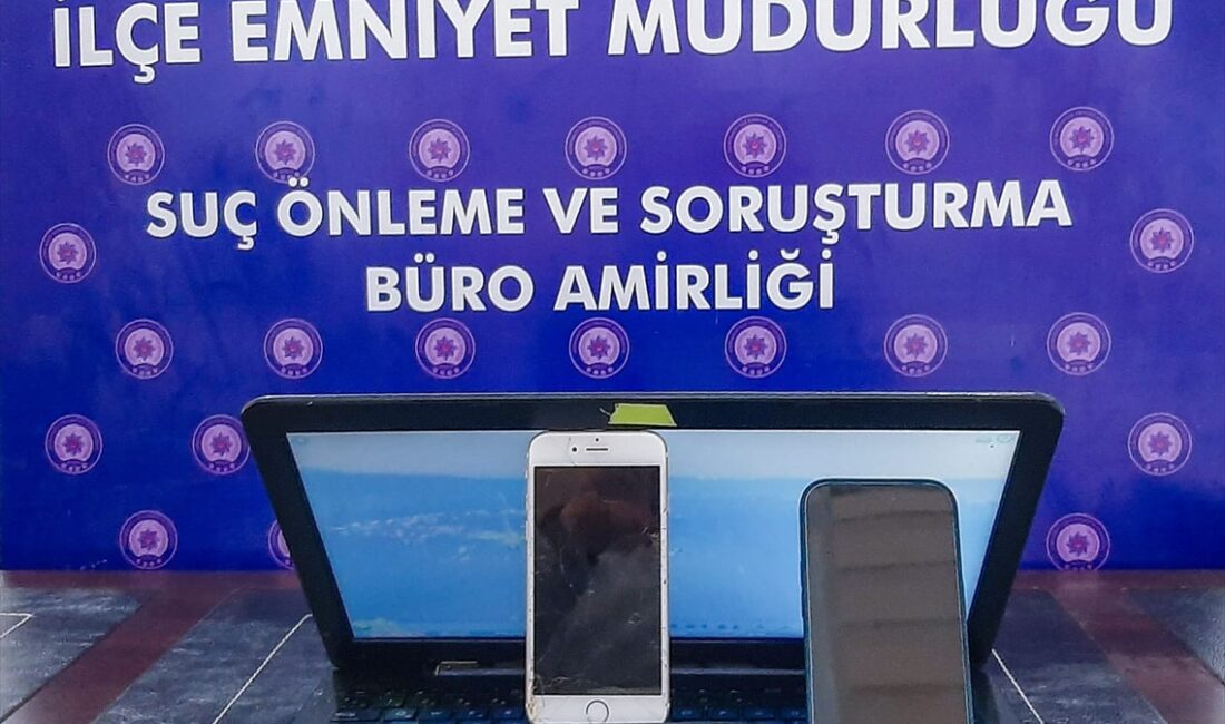 ANTALYA (AA) – Antalya'da, sosyal medyada müstehcen içerikli görüntü paylaştığı