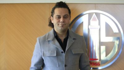 Antalyaspor Başkan Vekili Alkan Evren, "Artık Antalya'nın spor takımıyla da