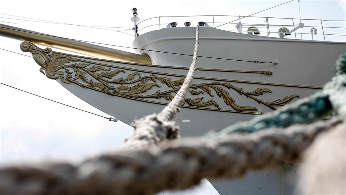 Atatürk’ün Savarona gemisinin bir iş insanına kiralandığı dönemde gerçekleştirilen onarım