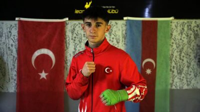 Sporda aynı anda dört branşla ilgilenen "Atom Karınca" lakaplı 16