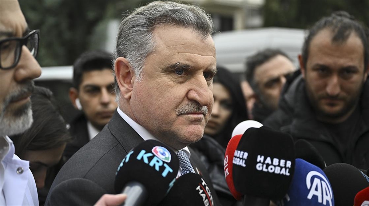 İSTANBUL (AA) – Bakan Bak, Süper Lig’de dün akşam oynanan