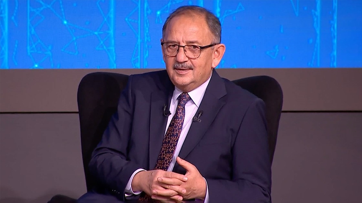 Çevre, Şehircilik ve İklim Değişikliği Bakanı Mehmet Özhaseki, İstanbul'da kentsel