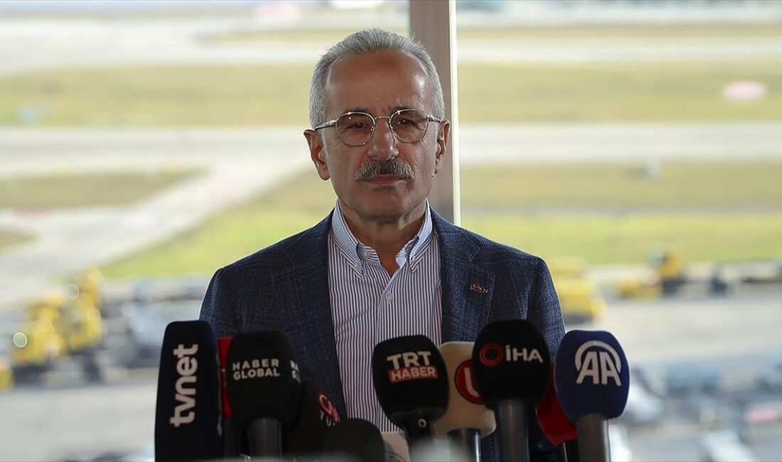 Ulaştırma ve Altyapı Bakanı Abdulkadir Uraloğlu, Kuzey Marmara Otoyolu'nda meydana