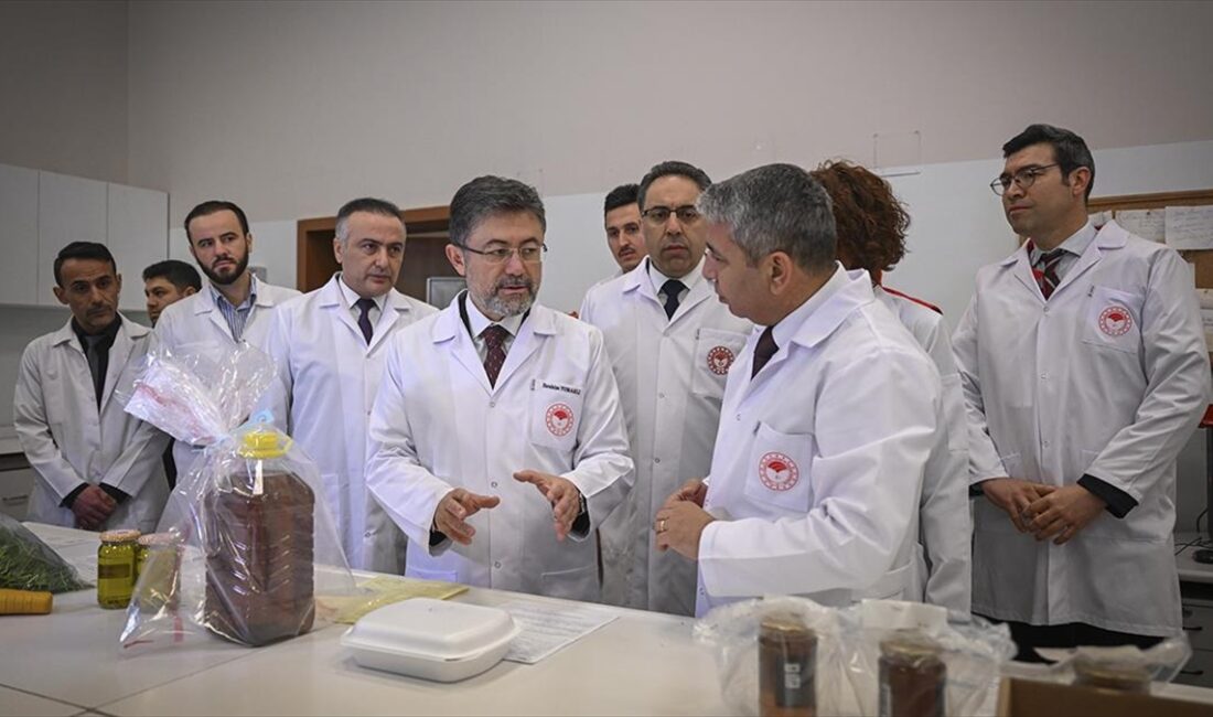  Tarım ve Orman Bakanı Yumaklı, bu yıl yapılan denetimlere